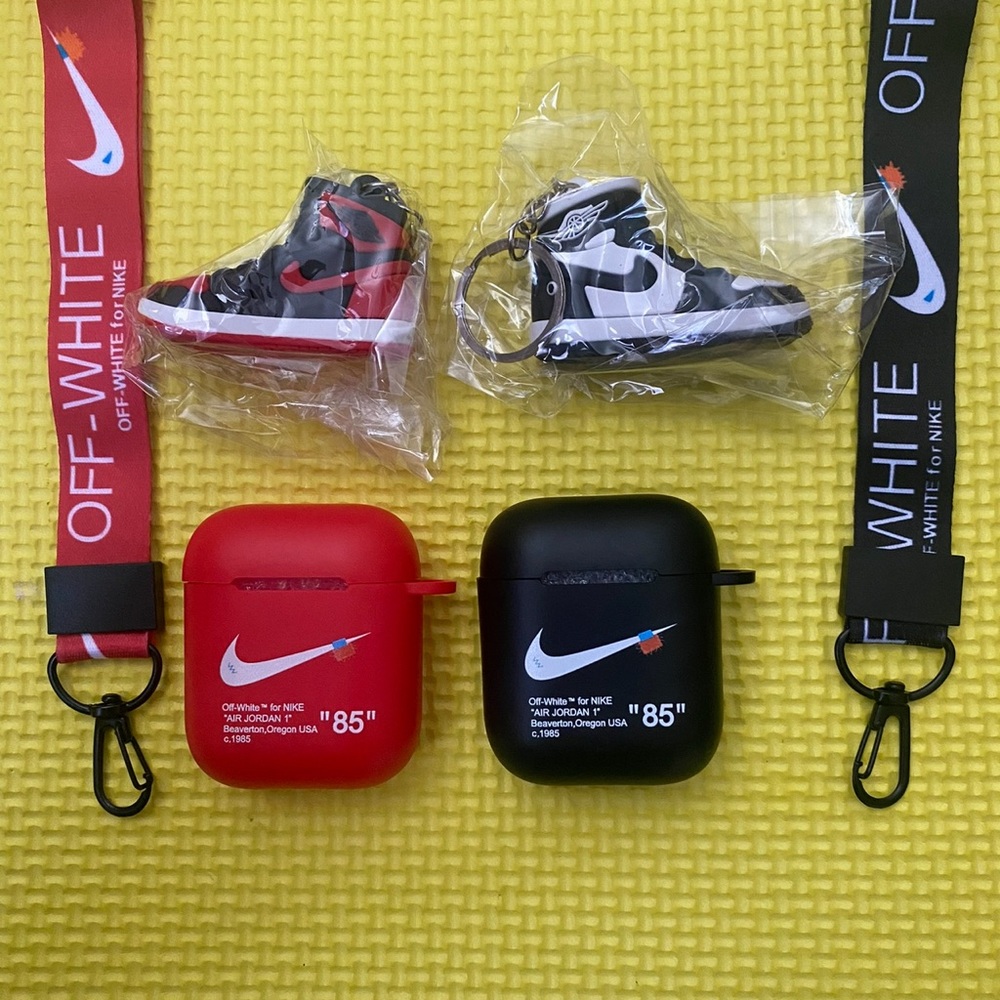 AirPods Gen 1/2 cover Case comes in Case , shoe , and lanyard
